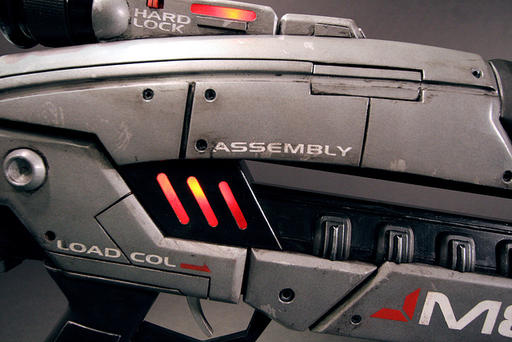 Mass Effect 2 - Точная копия оружия M8 Avenger Assault Rifle